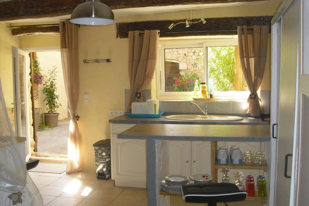 Lou Mas Li Pitchoun "La Bergerie" Apartment Gordes Exterior photo